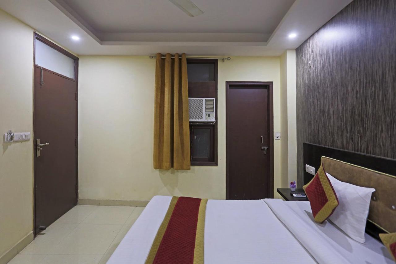 Airport Hotel Rosewood Нью-Делі Екстер'єр фото